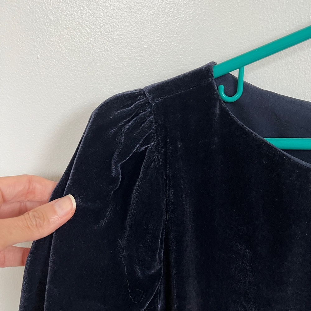 Like New  Soft Velvet Blouse Banana Republic XS Like New